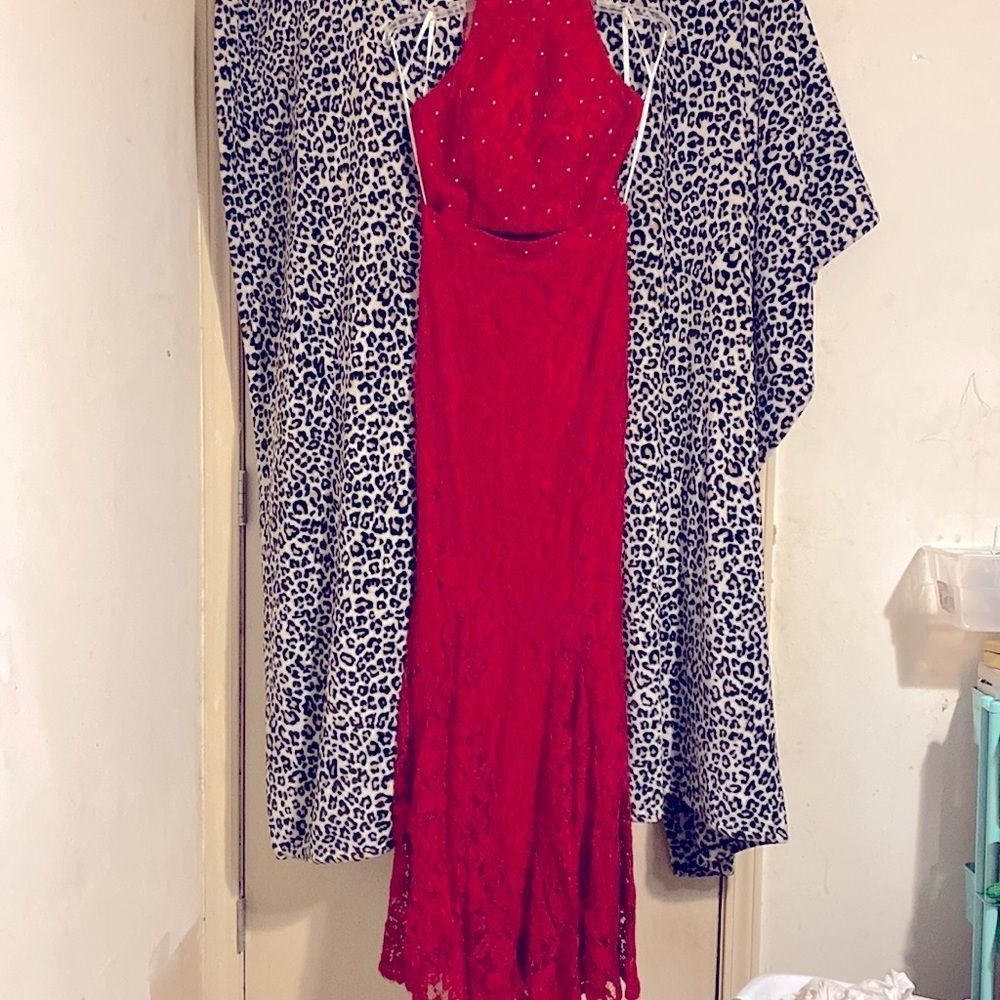 Cindy 2 piece red lace with Rhine stones